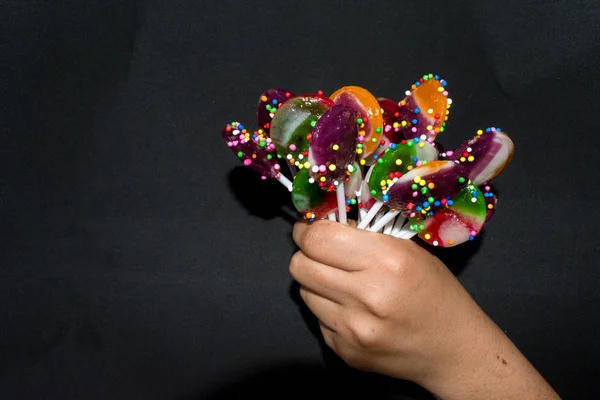 Bouquet Lollipops Doce Background Preto — Fotografia de Stock
