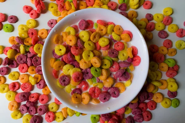 HEALTHY BREAKFAST OF COLORFUL CEREAL — Stock Photo, Image