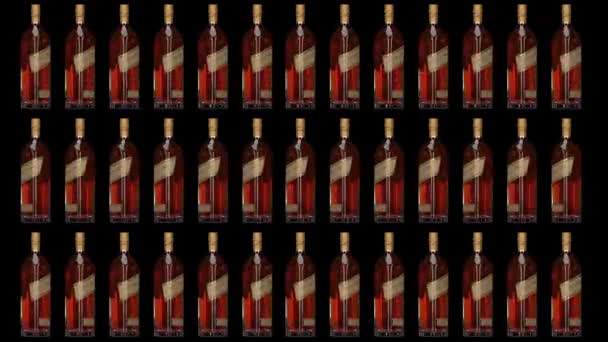 ロンドン イングランド 5月26日2018 ジョニーウォーカーゴールドラベルリザーブ ジョニー ウォーカー ウイスキーアニメーションボトルとボトル 回転ボトル ウイスキーボトルアニメーション — ストック動画