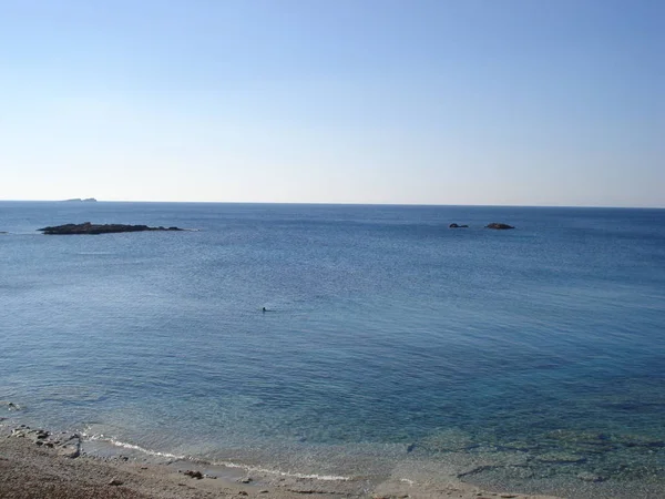 Una Bella Spiaggia Sabbia Con Acque Limpide Attica Grecia — Foto Stock