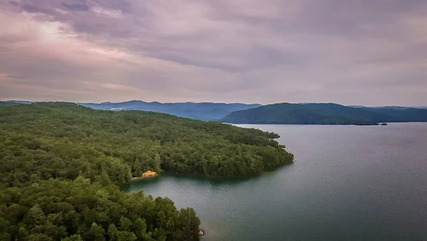 Güney Carolina Lake Jocassee Gorges Şehir Dışında Dağları Nın Hava — Stok fotoğraf