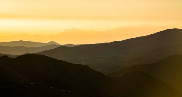 Krásný Východ Slunce Nad Horu Vrstvy Nad Death Valley National — Stock fotografie