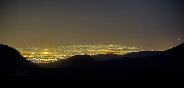 Southwest Landscape Red Rock Hills Downtown Las Vegas Night — Stock Photo, Image