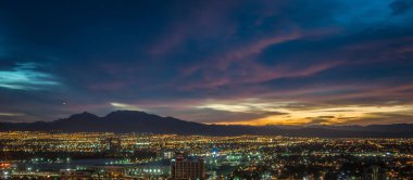 erken sabah gündoğumu Vadisi yangın ve las vegas üzerinde