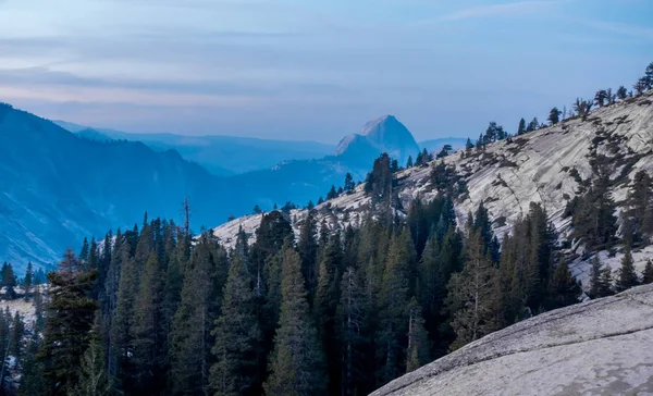 Parque Nacional Yosemite Cedo Moring Visões Nascer Sol — Fotografia de Stock