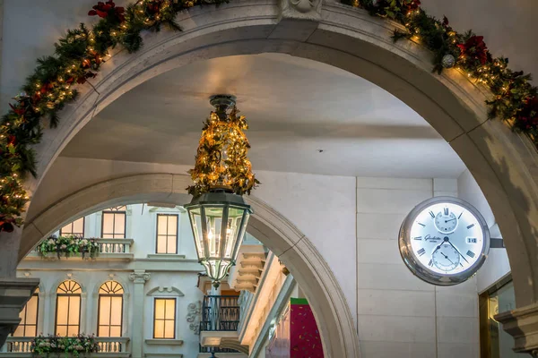 Belas Decorações Natal Indoor Torno Palácio Veneziano Praça Alimentação Las — Fotografia de Stock