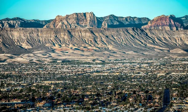 Лас Вегас Місто Оточене Червона Скеля Гори Долини Вогню — стокове фото