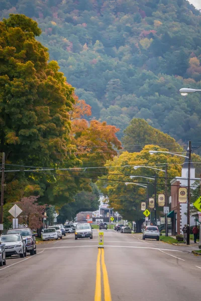 Silnice Obklopená Listí Podzimu Damašku Virginia — Stock fotografie