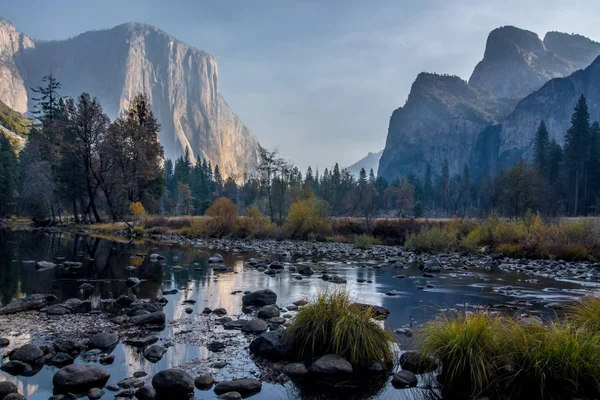 Vista Del Capitan Parque Nacional Yosemite —  Fotos de Stock