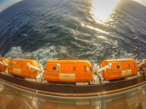 Sur Grand Bateau Croisière Vers Alaska Dans Océan Pacifique — Photo