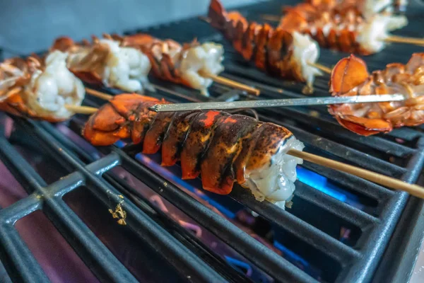 Humři grilované na večeři na grilu — Stock fotografie