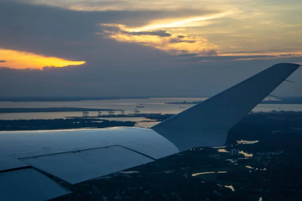 Norfolk Virginia va hamn stad vid solnedgången — Stockfoto