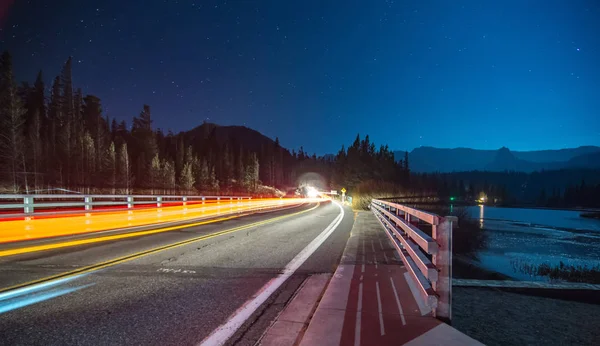 Vista panorâmica de verão de Twin Lakes à noite em Mammoth Lakes Ca — Fotografia de Stock