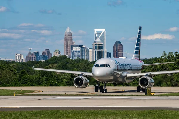 Cenas de charlotte norte carolina aeroporto — Fotografia de Stock