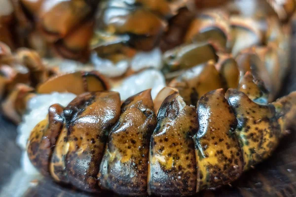 Queues de homard crues propres préparées pour la cuisson — Photo