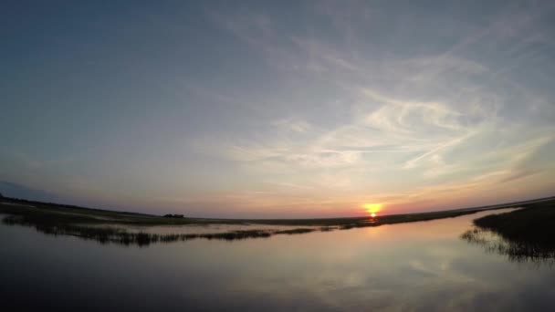 Solnedgång Jakt Island Våtmarker South Carolina — Stockvideo