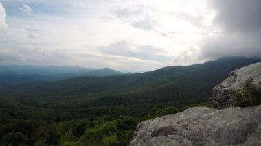 Kaba sırt blue ridge parkway kapalı izleme alanına bakan