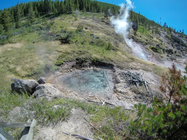 Artistas Paint Pots Yellowstone wyoming —  Fotos de Stock