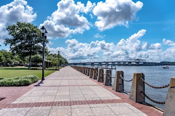 Beaufort South Carolina Downtown Waterfront Sunny Day — стоковое фото