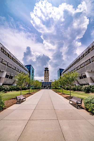 Charlotte Airport Air Control Tower Parking — стокове фото