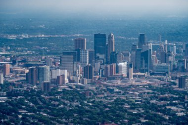 Büyük Amerikan şehri Minneapolis Minnesota 'nın hava görüntüsü