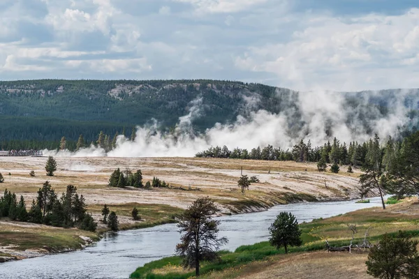 Wielka Pryzmatyczna Wiosna Parku Narodowym Yellowstone Wyoming — Zdjęcie stockowe