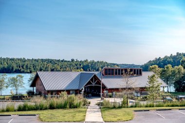 Kuzey Carolina 'daki James Gölü Eyalet Parkı yüzme alanı