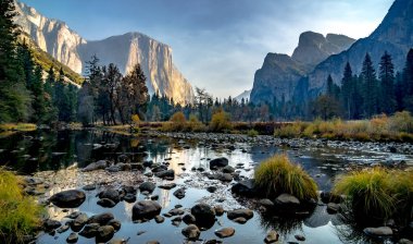 Yosemite Ulusal Parkı California 'da sabahın erken saatlerinde