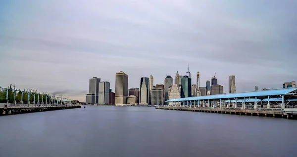 Nova Iorque Skyline Cidade Dia Nublado — Fotografia de Stock