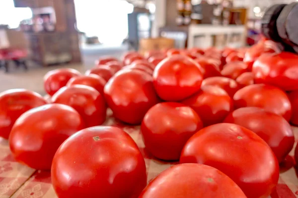 Tasty Tomatoes Display Farm Market — Stock Photo, Image