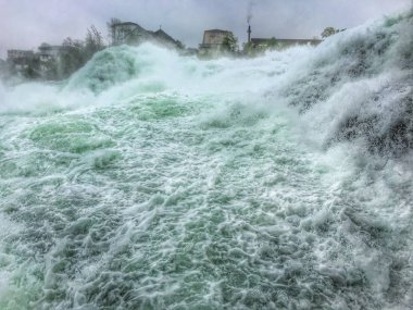 İsviçre Rhein şelale peyzaj