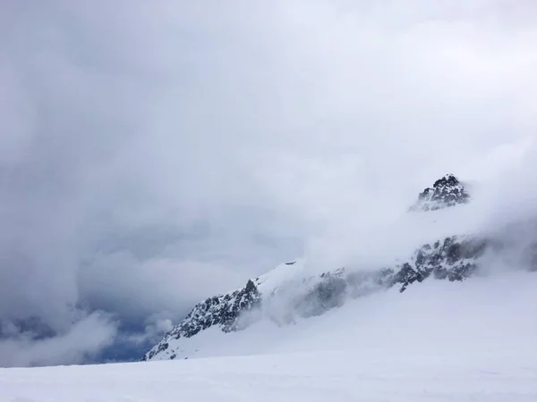 Vista Innevata Delle Alpi Svizzere — Foto Stock