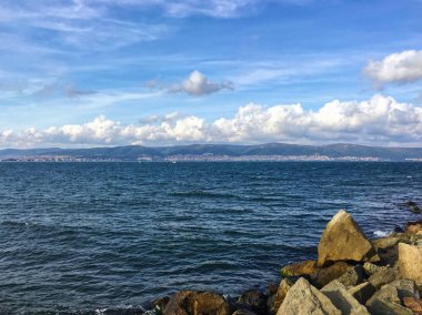 Karadeniz kıyı manzarası