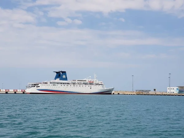 Seascape in Sochi limanı, Rusya