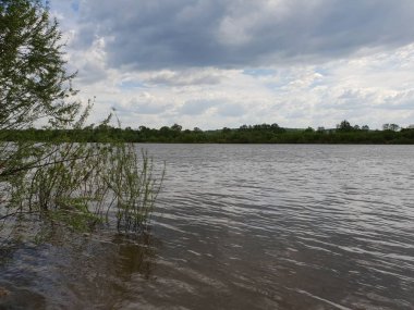 Rusya'da göl manzarası