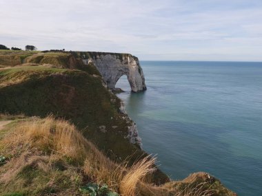 Fransa 'nın Normandiya sahillerindeki kayalar