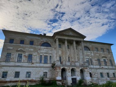 Rusya 'da terk edilmiş tarihi konak