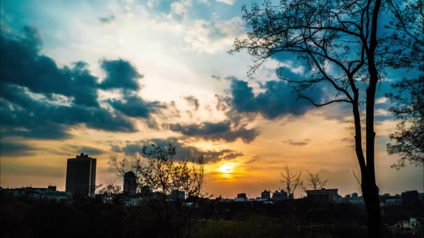 Belo Pôr Sol Sobre Cidade Noite — Vídeo de Stock