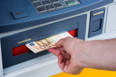 Atm para alarak