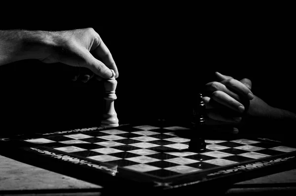 Σκακιστικά Κομμάτια Στο Ταμπλό — Φωτογραφία Αρχείου