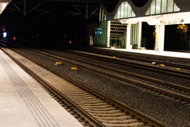 Yüksek hızlı yolcu treni hareket demiryolu