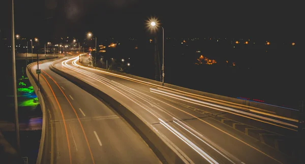highway light at long exposure at night