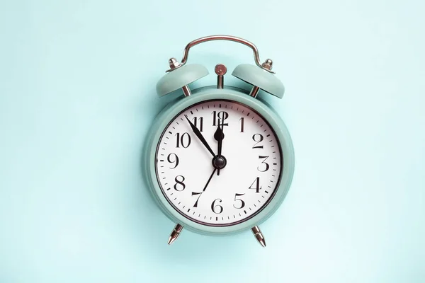 Retro Style Alarm Clock Pastel Blue Background — Stock Photo, Image