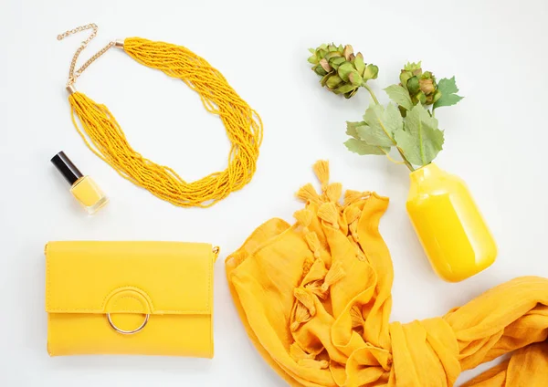 Accesorios Color Amarillo Brillante Para Niñas Mujeres Concepto Blog Moda — Foto de Stock