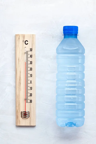 Σημαντικό Κανόνα Για Την Ζέστη Του Καλοκαιριού Πίνετε Πολύ Νερό — Φωτογραφία Αρχείου