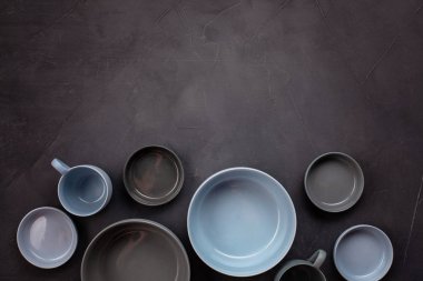 Mavi ve gri renklerde modern trendy kaplamalar kümesi