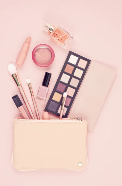 Maquillage Produits Cosmétiques Maquillage Sur Fond Rose Pastel Plan Plat — Photo