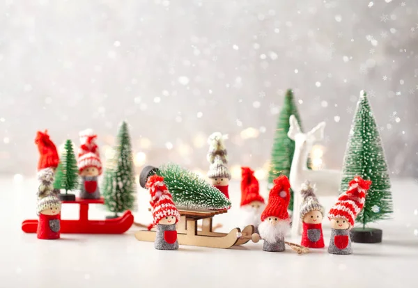 Kerstmis Achtergrond Met Miniatuur Speelgoed Met Verdorren Scènes Seizoensgebonden Kerstmis — Stockfoto