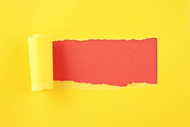 Yırtık renkli kağıt, kağıt yaprağıdelik