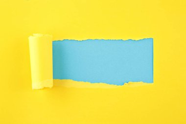 Yırtık renkli kağıt, kağıt yaprağıdelik